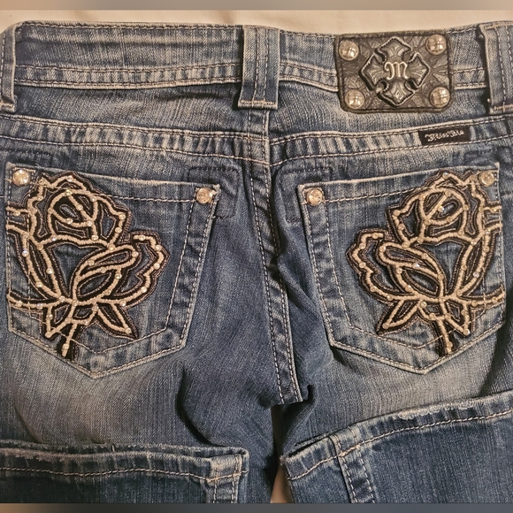 Miss Me Boot Jeans W/ Roses Studs Rhinestone Accents Size 26 - Picture 7 of 9